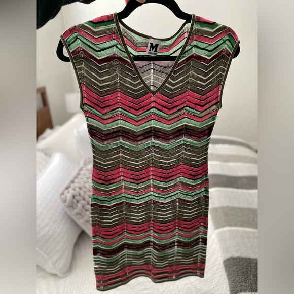 MISSONI! Gorgeous dress!! Perfect to wear this spring and summer - Picture 4 of 4